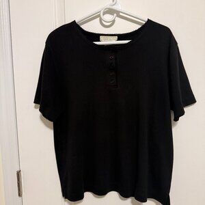 Women’s Vintage Short Sleeve Button Top- L